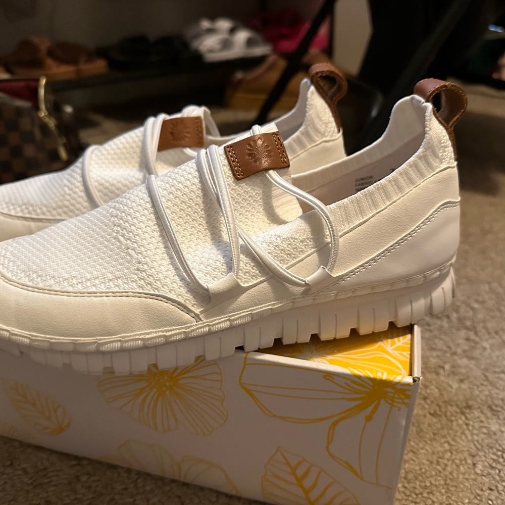 Yellow Box slip on sneakers